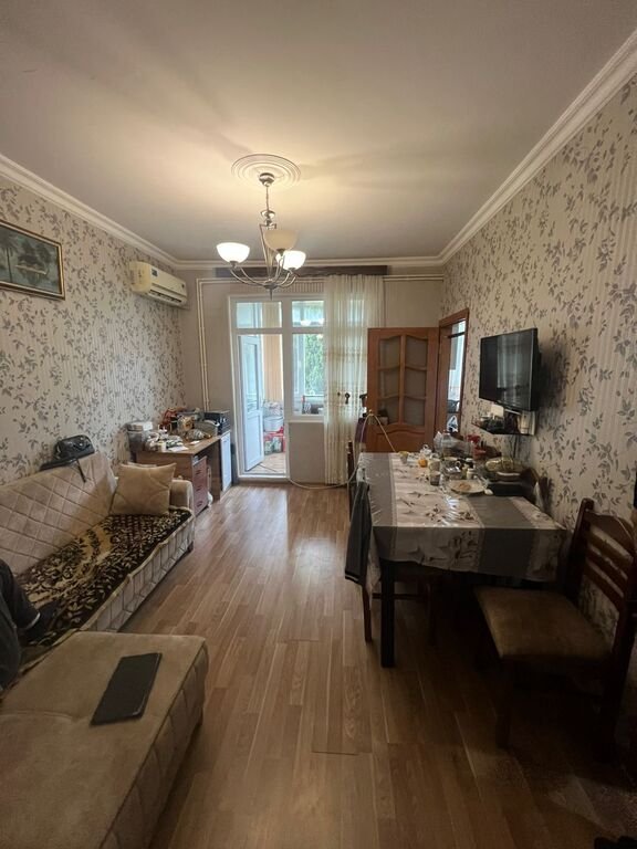 Satılır 2 otaqlı köhnə tikili, 45 m², Memar Əcəmi m.-1