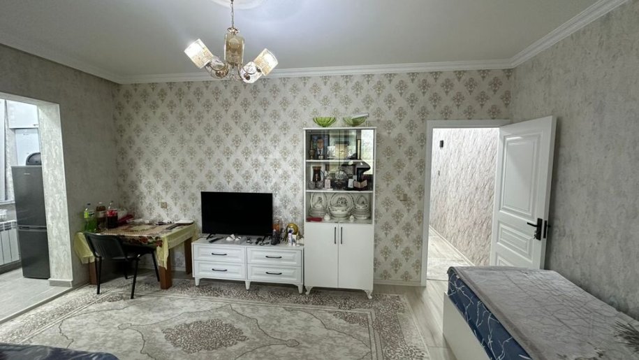 Satılır 2 otaqlı köhnə tikili, 43 m², Xalqlar dostluğu m.-1