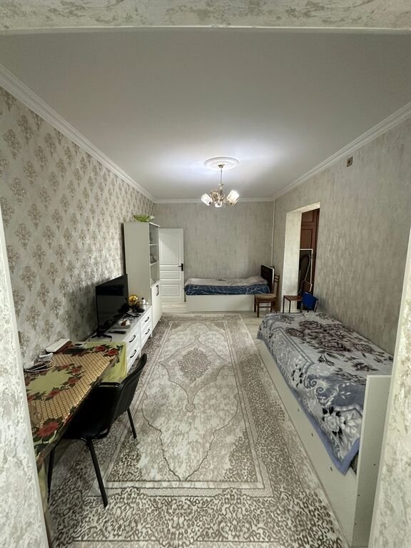 Satılır 2 otaqlı köhnə tikili, 43 m², Xalqlar dostluğu m.-8