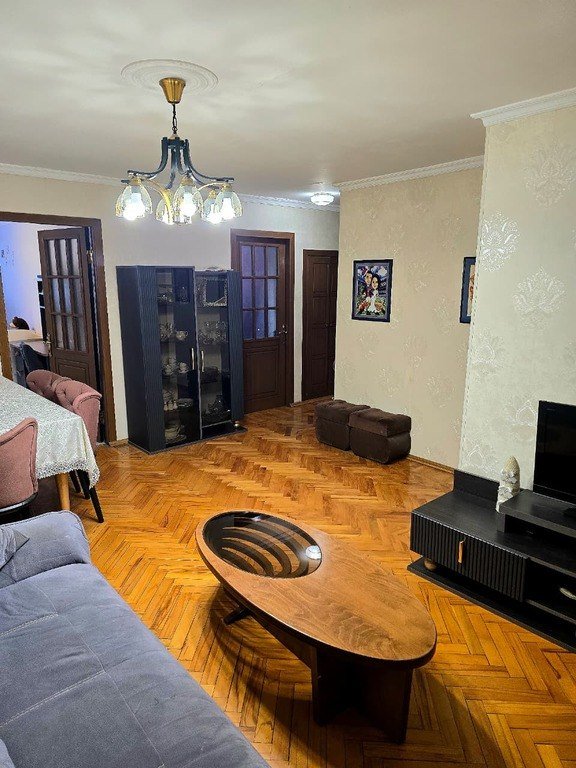 Satılır 4 otaqlı köhnə tikili, 90 m², Nəriman Nərimanov m.-13
