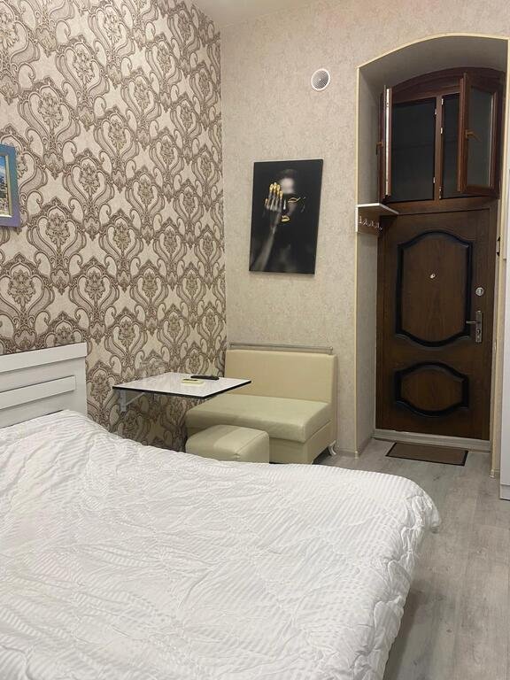 Kirayə verilir 1 otaqlı köhnə tikili, 18 m², Sahil m.-8