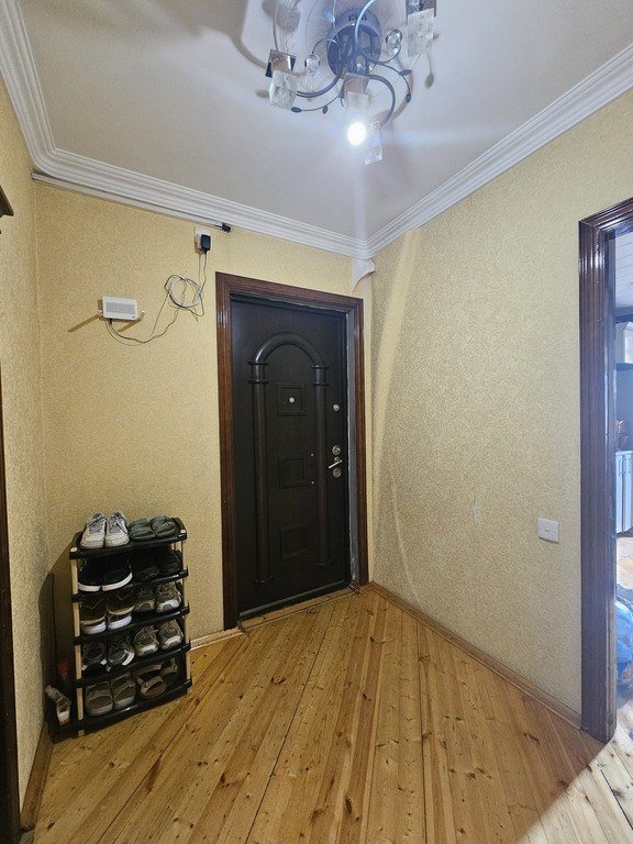 Satılır 4 otaqlı köhnə tikili, 90 m², Sumqayıt-13