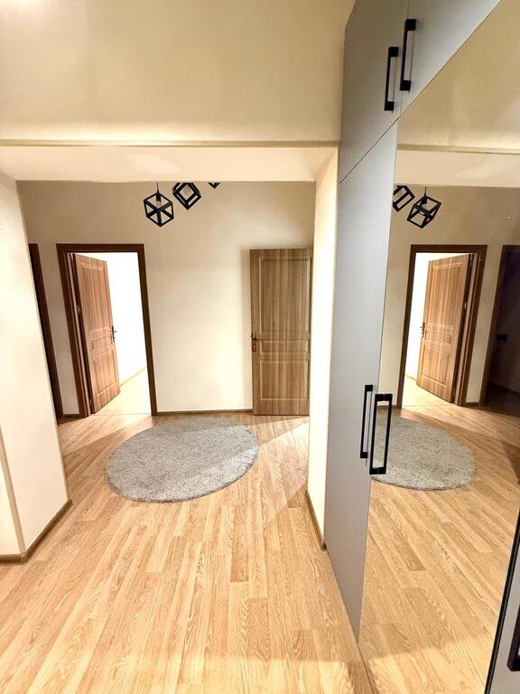 Kirayə verilir 3 otaqlı yeni tikili, 90 m², 28 May m.-21