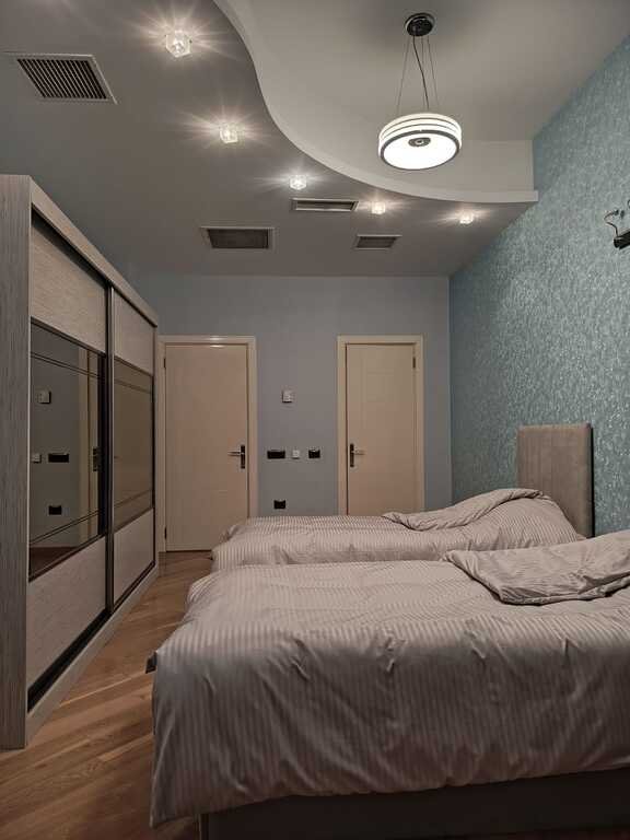 Kirayə verilir 4 otaqlı yeni tikili, 250 m², İçərişəhər m.-8