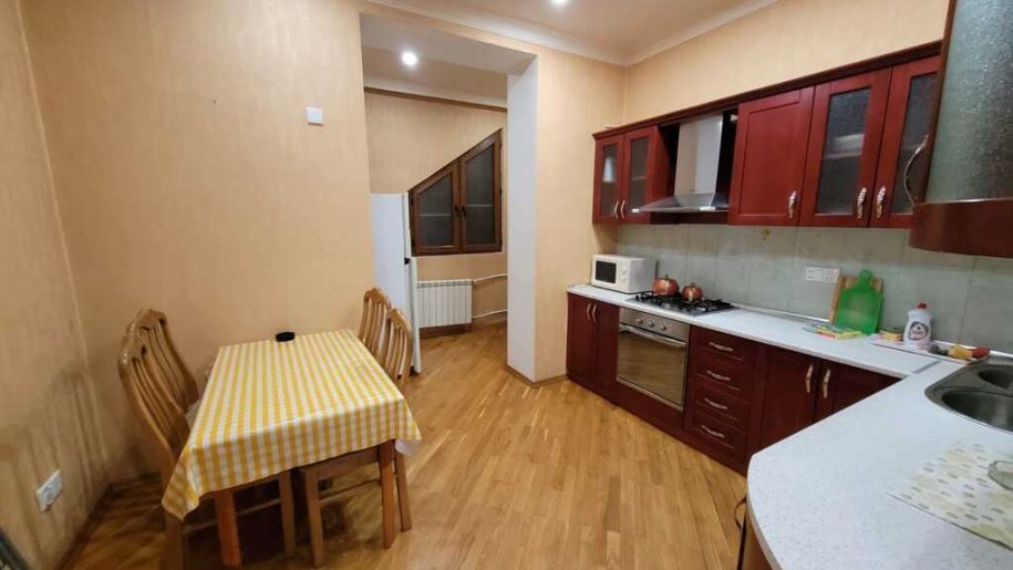 Kirayə verilir 2 otaqlı köhnə tikili, 60 m², Nəsimi-11
