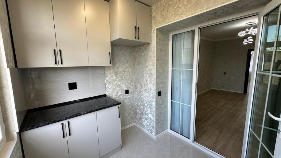 Satılır 3 otaqlı köhnə tikili, 55 m², Neftçilər m.-8