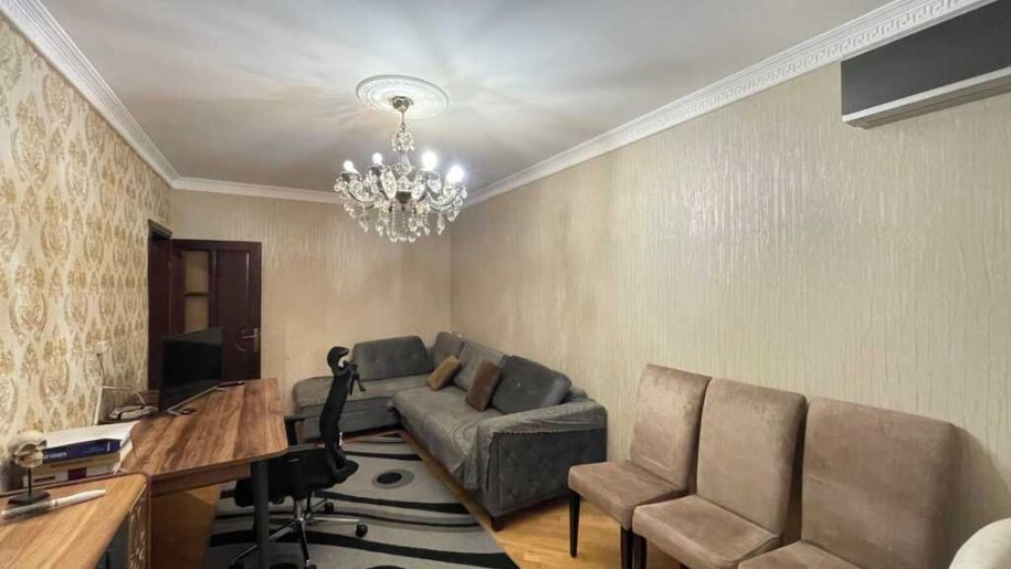 Satılır 2 otaqlı köhnə tikili, 62 m², 8 noyabr-2