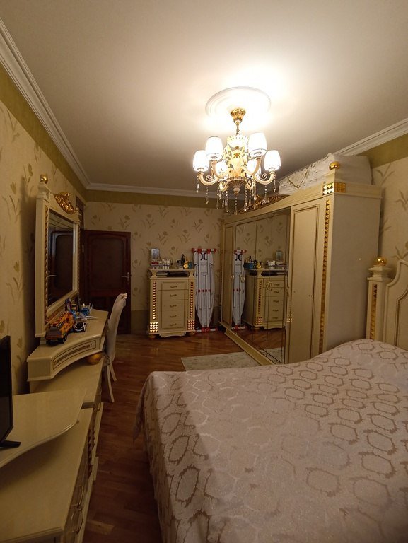 Satılır 3 otaqlı köhnə tikili, 80 m², Xalqlar dostluğu m.-13