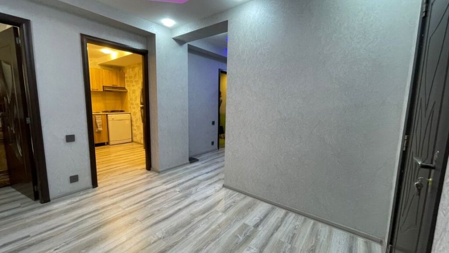 Satılır 3 otaqlı yeni tikili, 103 m², İnşaatçılar m.-11