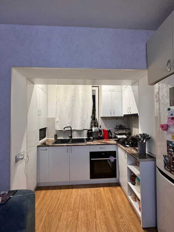 Kirayə verilir 2 otaqlı köhnə tikili, 65 m², Azadlıq Prospekti m.-10