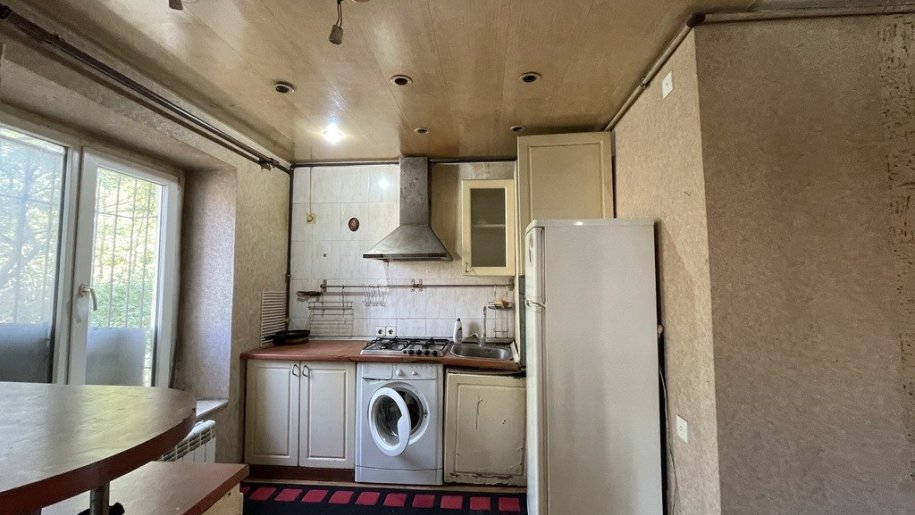 Kirayə verilir 3 otaqlı köhnə tikili, 90 m², 8 noyabr-9