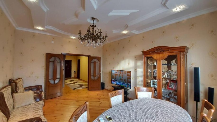 Satılır 2 otaqlı yeni tikili, 88 m², 7-ci mikrorayon-2