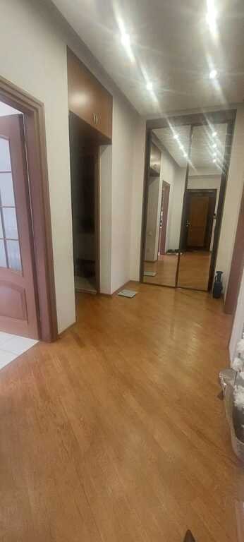 Satılır 3 otaqlı köhnə tikili, 100 m², Sahil m.-11