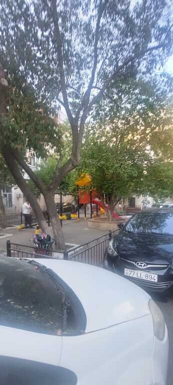 Satılır 3 otaqlı köhnə tikili, 100 m², Sahil m.-14