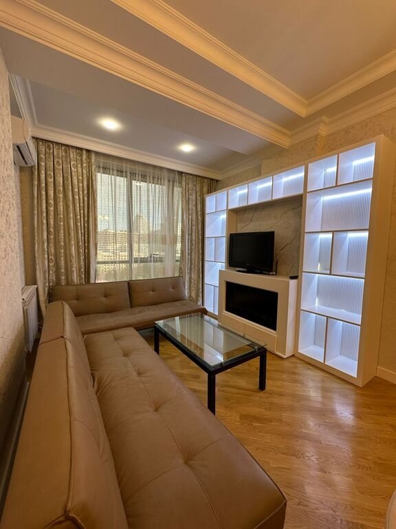 Kirayə verilir 2 otaqlı yeni tikili, 93 m², Gənclik m.-1