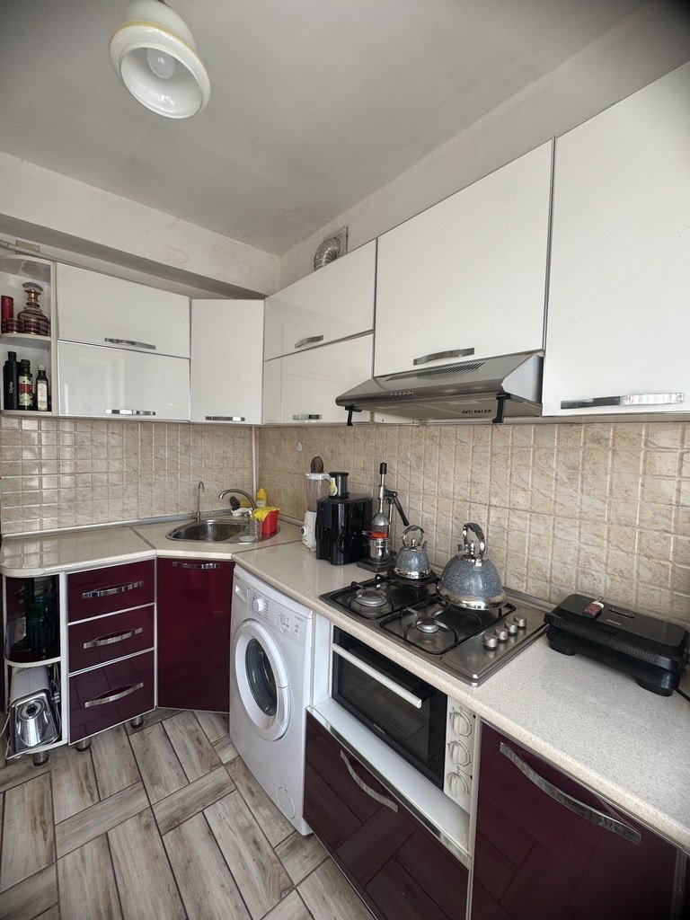 Satılır 2 otaqlı köhnə tikili, 46.7 m², Nizami m.-12
