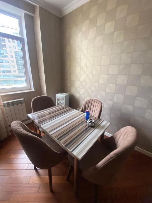 Satılır 3 otaqlı yeni tikili, 155 m², 28 May m.-8
