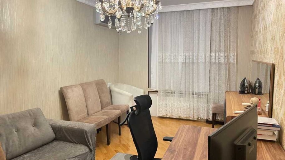 Satılır 2 otaqlı köhnə tikili, 65 m², 8 noyabr-3