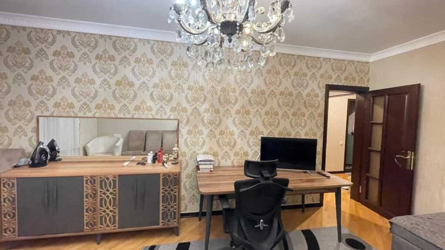 Satılır 2 otaqlı köhnə tikili, 65 m², 8 noyabr-4