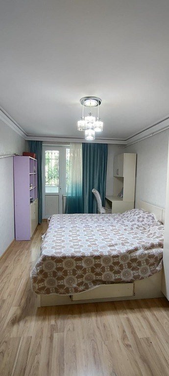 Satılır 3 otaqlı köhnə tikili, 70 m², Elmlər Akademiyası m.-8