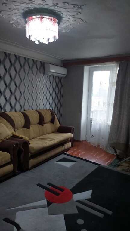 Kirayə verilir 1 otaqlı köhnə tikili, 40 m², Qara Qarayev m.-1