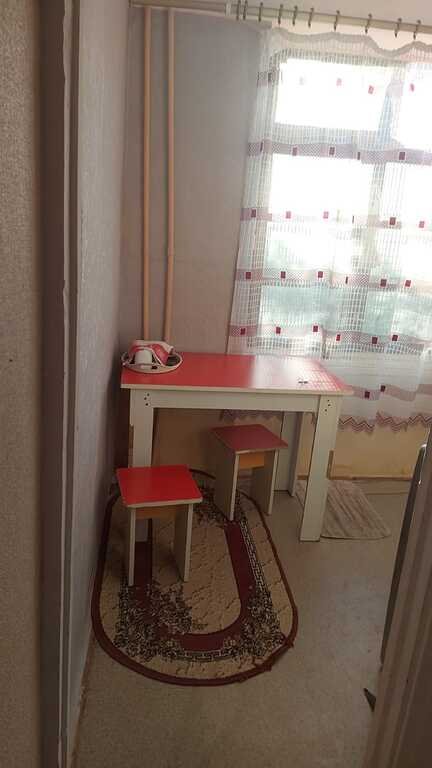 Kirayə verilir 1 otaqlı köhnə tikili, 40 m², Qara Qarayev m.-4