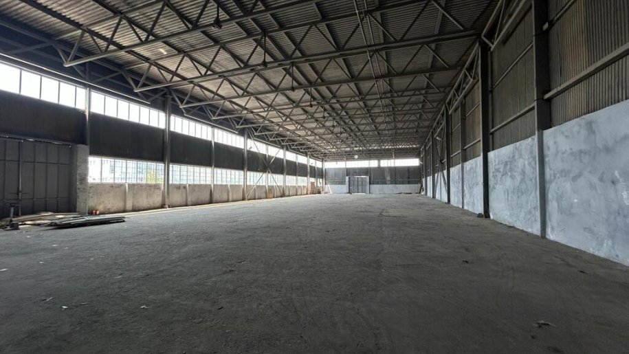 200 kv.m. obyekt icarəyə verilir, Koroğlu m.-1