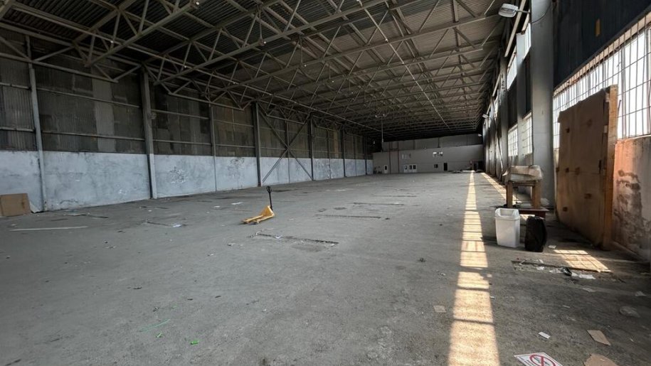 200 kv.m. obyekt icarəyə verilir, Koroğlu m.-6