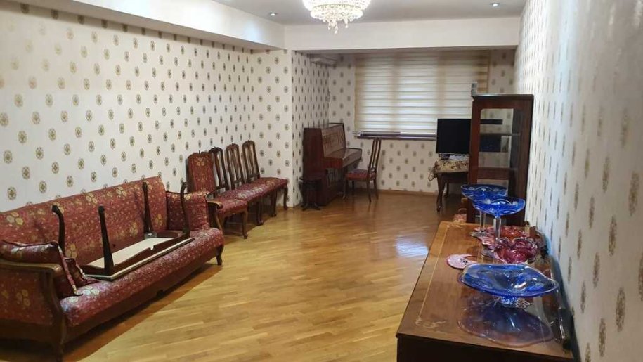 Kirayə verilir 2 otaqlı köhnə tikili, 65 m², Səbail-1