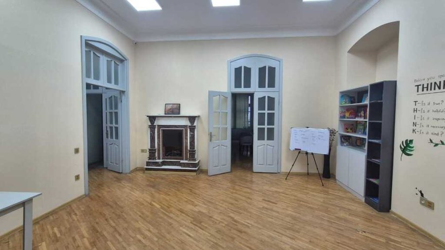 120 m<sup>2</sup> ofis satılır, 28 May m.-15