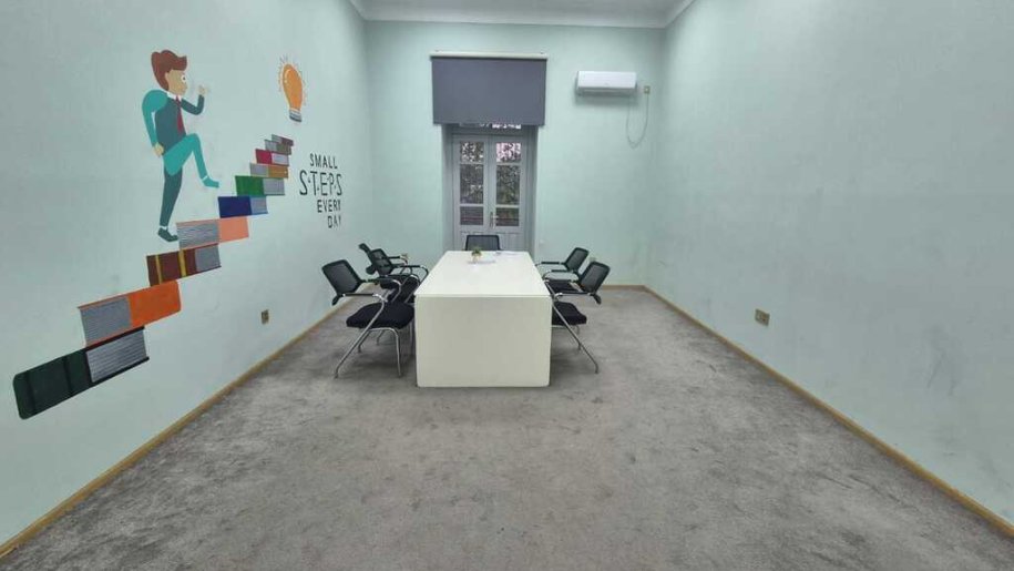 120 m<sup>2</sup> ofis satılır, 28 May m.-17