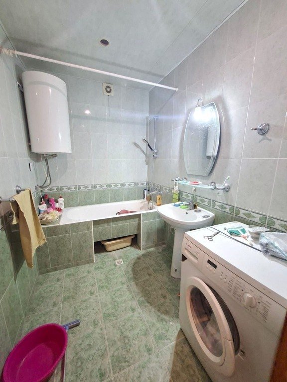 Kirayə verilir 3 otaqlı köhnə tikili, 90 m², Xutor-15