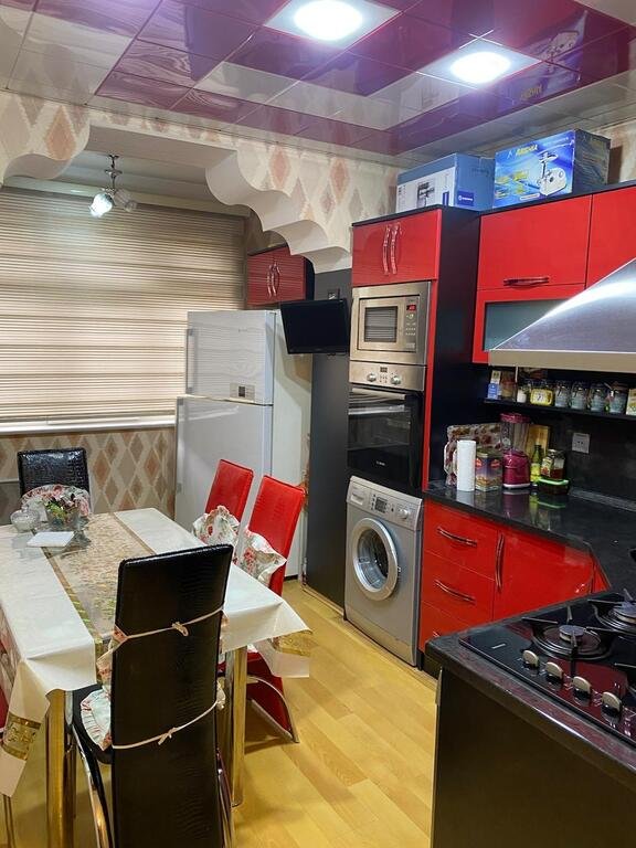 Satılır 4 otaqlı köhnə tikili, 85 m², Azadlıq Prospekti m.-2