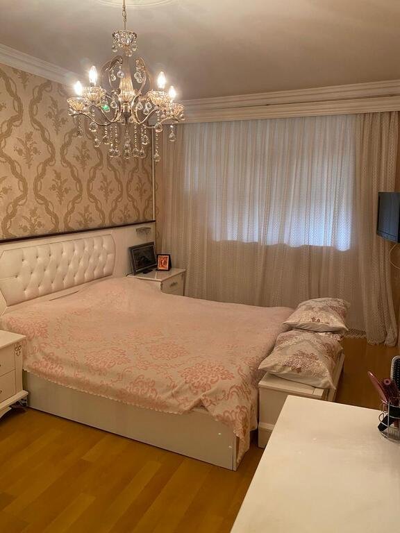 Satılır 4 otaqlı köhnə tikili, 85 m², Azadlıq Prospekti m.-7