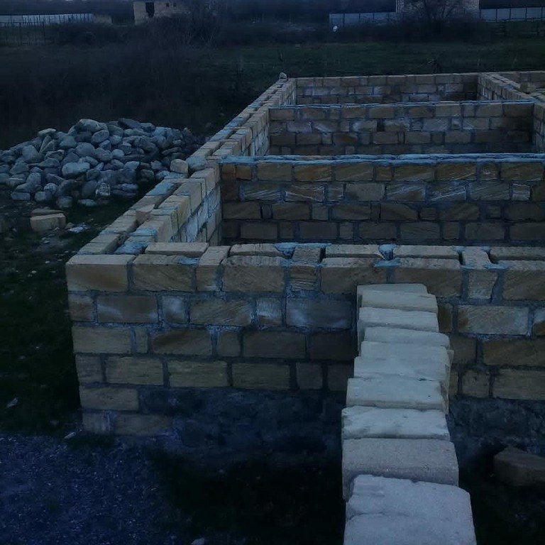 12 sot torpaq satılır, Oğuz-1