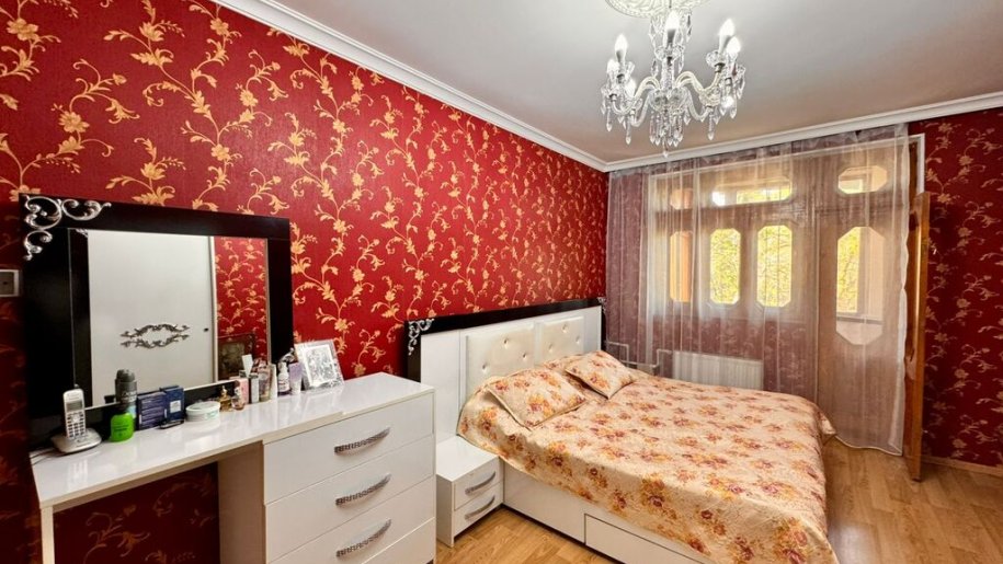 Satılır 4 otaqlı köhnə tikili, 120 m², Neftçilər m.-7