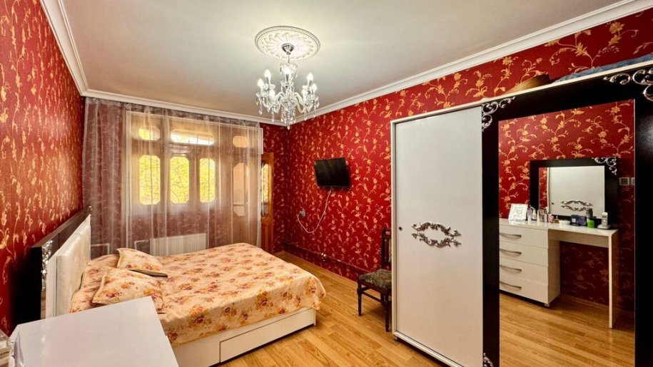 Satılır 4 otaqlı köhnə tikili, 120 m², Neftçilər m.-8