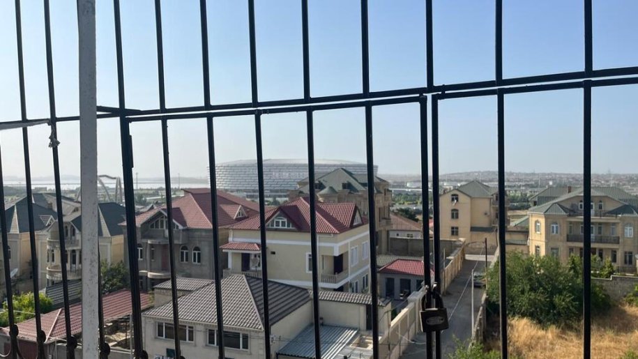 Satılır 4 otaqlı köhnə tikili, 96 m², Koroğlu m.-15