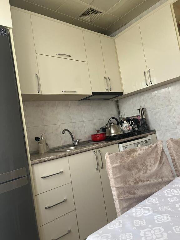 Satılır 4 otaqlı köhnə tikili, 96 m², Koroğlu m.-16