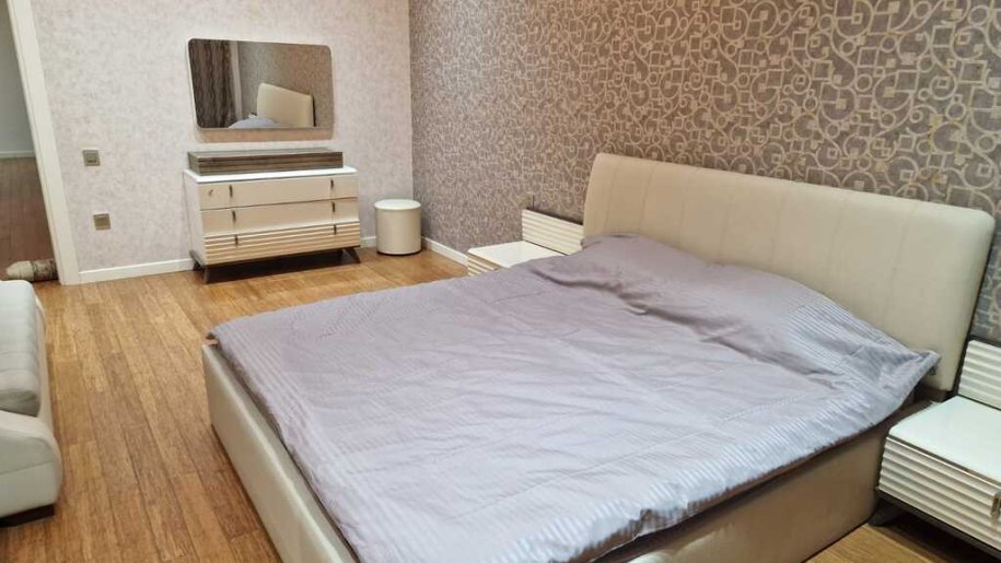 Kirayə verilir 4 otaqlı yeni tikili, 180 m², Nizami m.-9