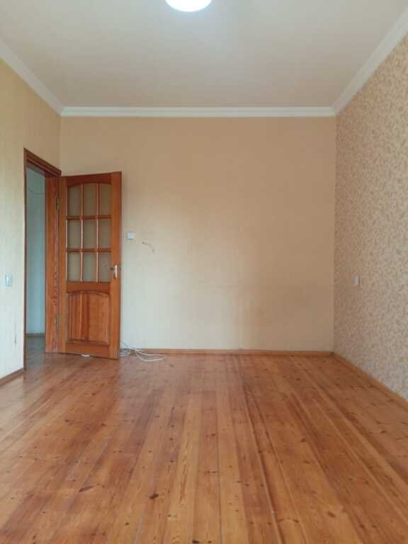 Kirayə verilir 2 otaqlı köhnə tikili, 55 m², Memar Əcəmi m.-6