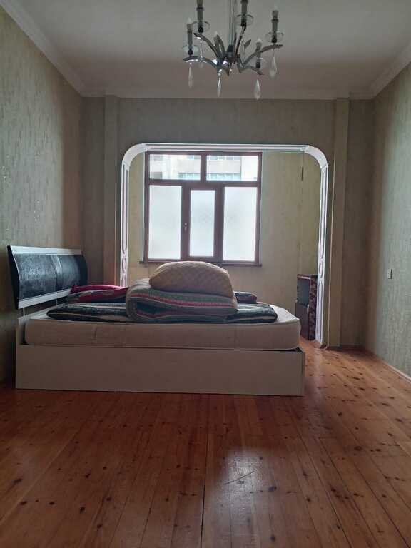 Kirayə verilir 2 otaqlı köhnə tikili, 55 m², Memar Əcəmi m.-11