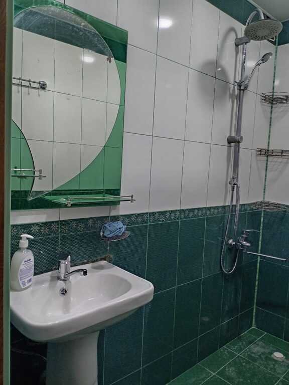 Kirayə verilir 2 otaqlı köhnə tikili, 55 m², Memar Əcəmi m.-21