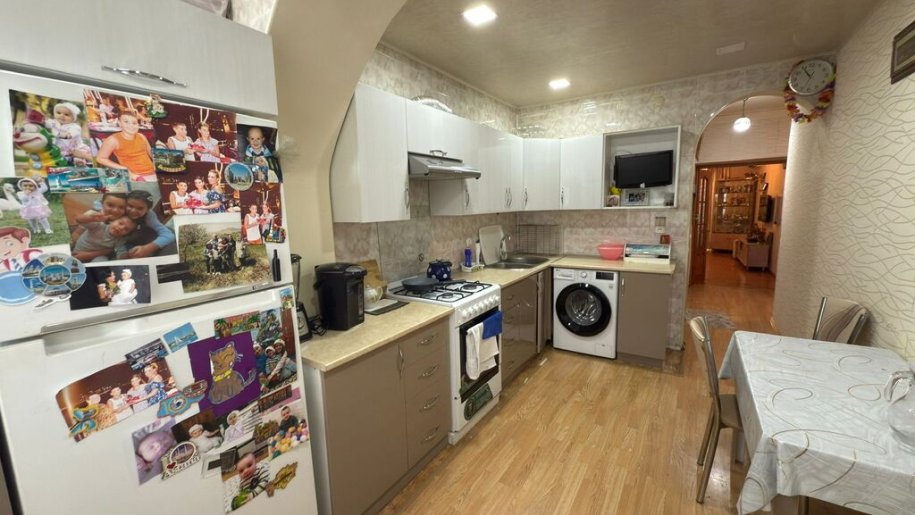 Satılır 2 otaqlı köhnə tikili, 60 m², Nəriman Nərimanov m.-4