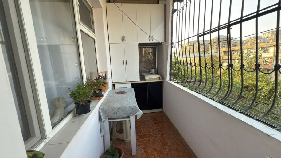 Satılır 2 otaqlı köhnə tikili, 60 m², Nəriman Nərimanov m.-6
