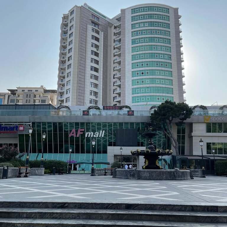 Satılır 4 otaqlı yeni tikili, 230 m², Sahil m.-1
