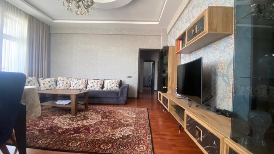 Satılır 3 otaqlı yeni tikili, 110 m², Xalqlar dostluğu m.-3