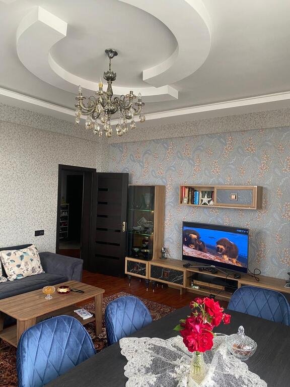 Satılır 3 otaqlı yeni tikili, 110 m², Xalqlar dostluğu m.-4