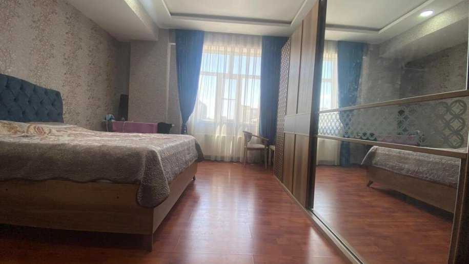 Satılır 3 otaqlı yeni tikili, 110 m², Xalqlar dostluğu m.-7