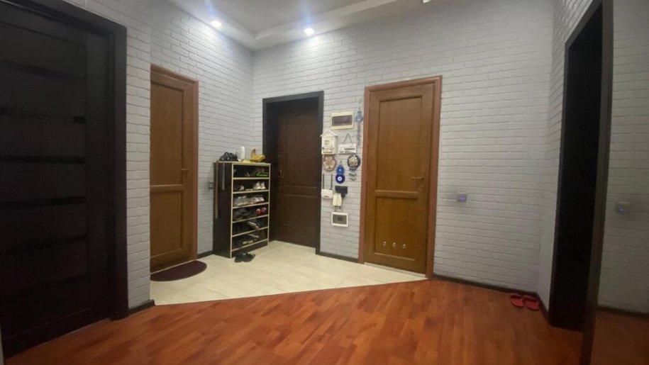 Satılır 3 otaqlı yeni tikili, 110 m², Xalqlar dostluğu m.-16